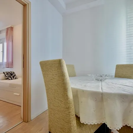 Apartment Sea View With 2 Bedroms, Pet Friendly *