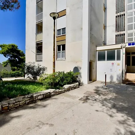 Apartment Sea View With 2 Bedroms, Pet Friendly Pula